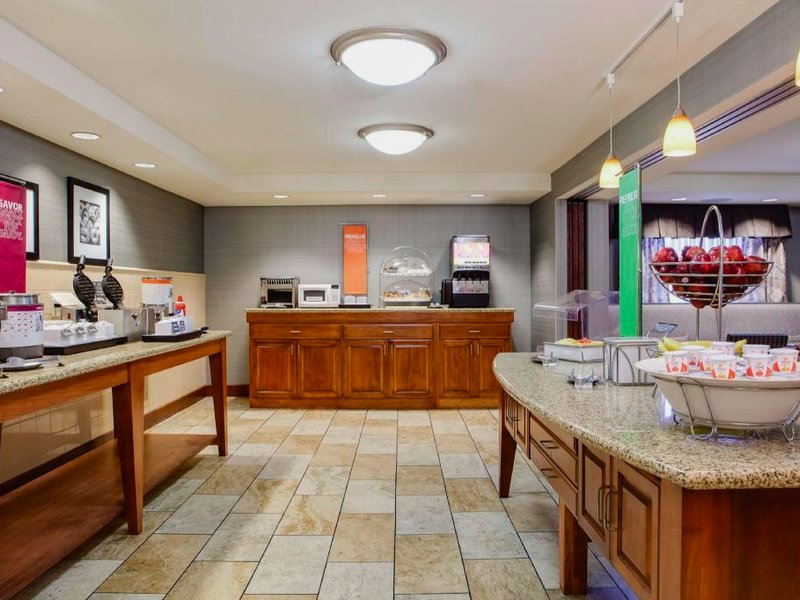 ハンプトン イン ダビューク (Hampton Inn Dubuque)の写真