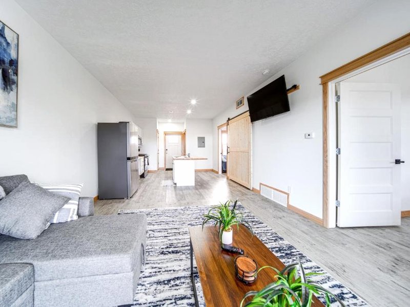 4 Mi to Lake Erie Condo in Golf Communityの写真