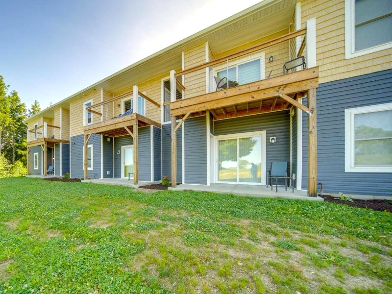 4 Mi to Lake Erie Condo in Golf Communityの写真