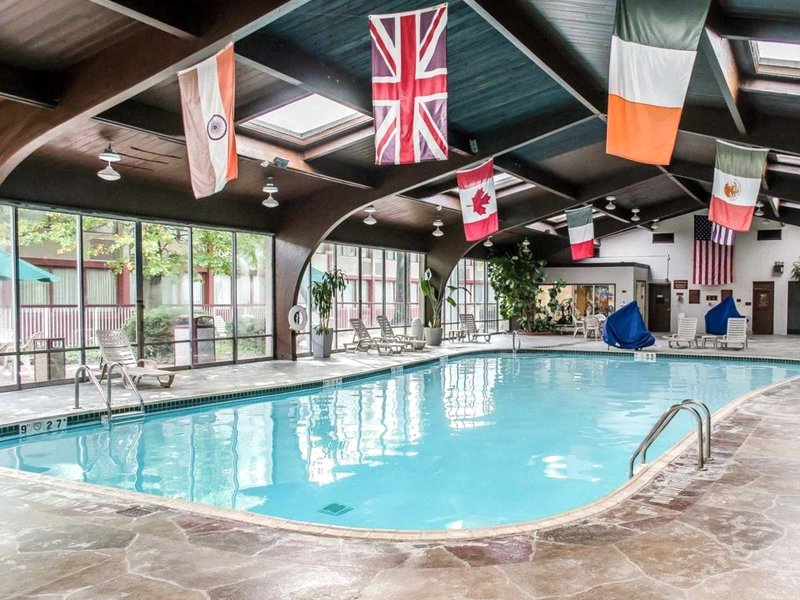 Norwood Inn Hudsonの写真