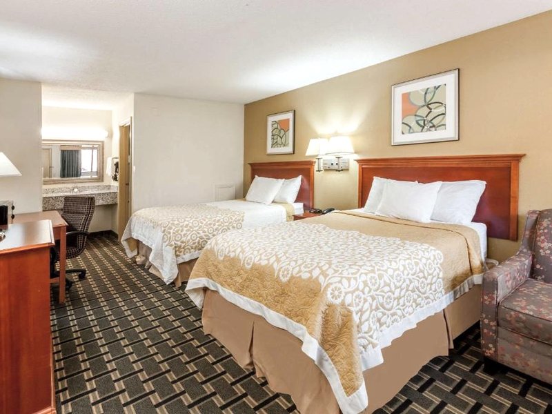 Days Inn by Wyndham Kent - Akronの写真