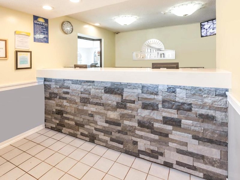 Days Inn by Wyndham Kent - Akronの写真