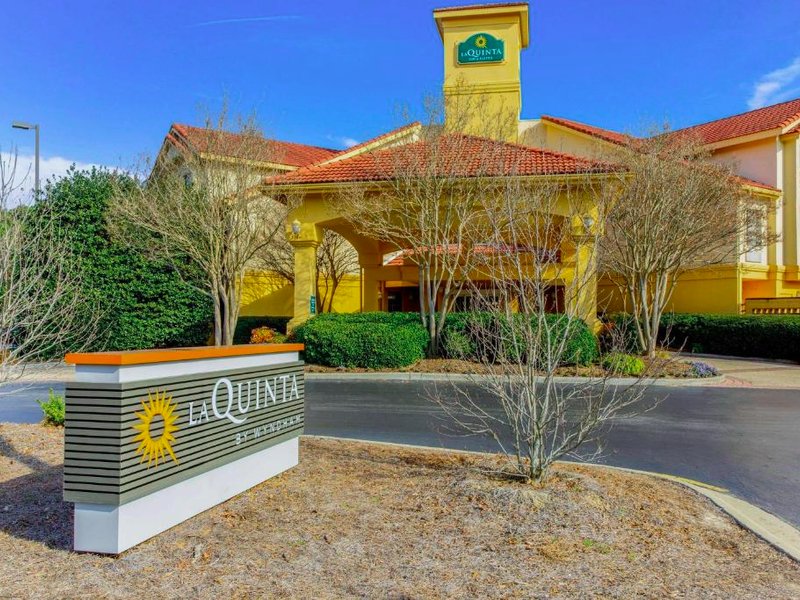 ラ キンタ イン & スイーツ バイ ウィンダム ローリー ダーラム エアポート (La Quinta Inn & Suites by Wyndham Raleigh Durham Airport)の写真