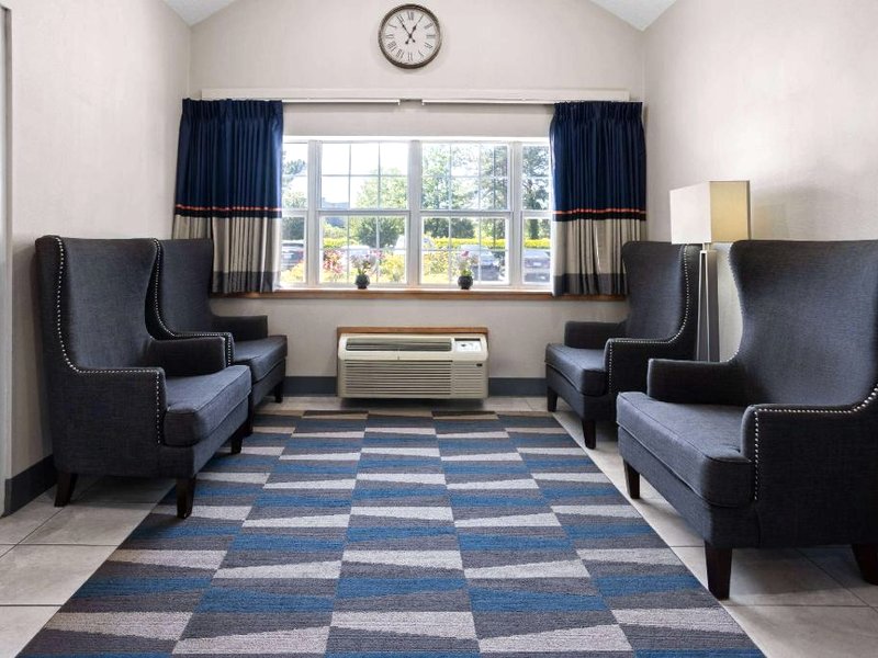 マイクロテル イン&スイーツ バイ ウインダム ローリー ダーハム エアポート (Microtel Inn & Suites by Wyndham Raleigh Durham Airport)の写真