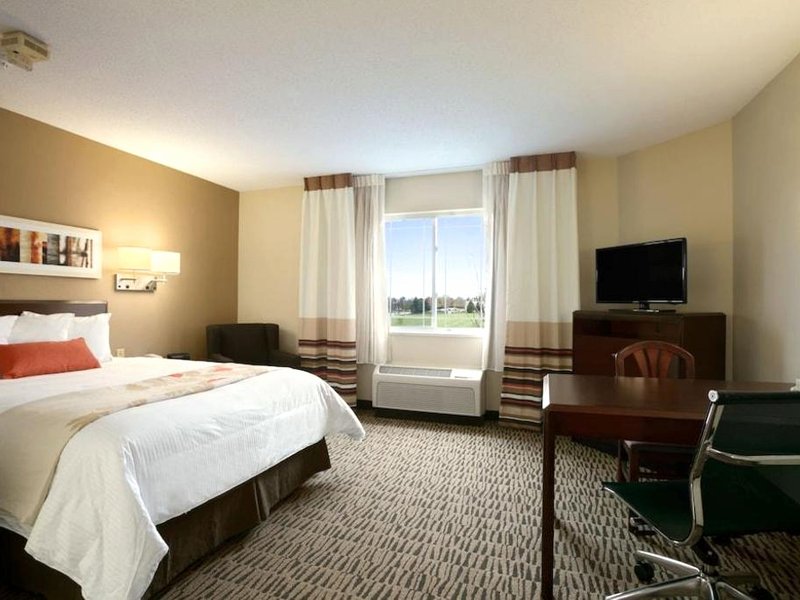 Candlewood Suites Raleigh-Caryの写真