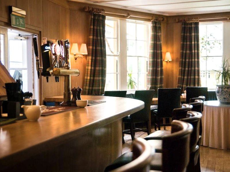 Dunraven Arms Hotelの写真