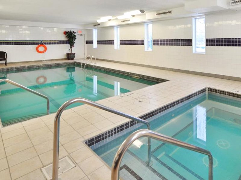 Prestige Inn Goldenの写真