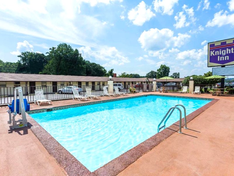 ナイツ イン コリンズビル VA (Knights Inn - Collinsville, VA)の写真