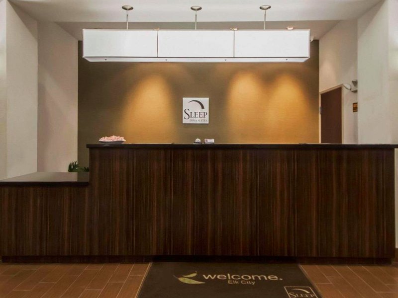 スリープ イン & スイーツ (Sleep Inn & Suites)の写真