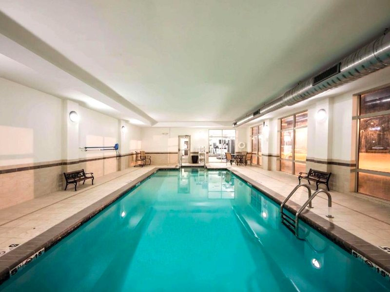 スリープ イン & スイーツ (Sleep Inn & Suites)の写真