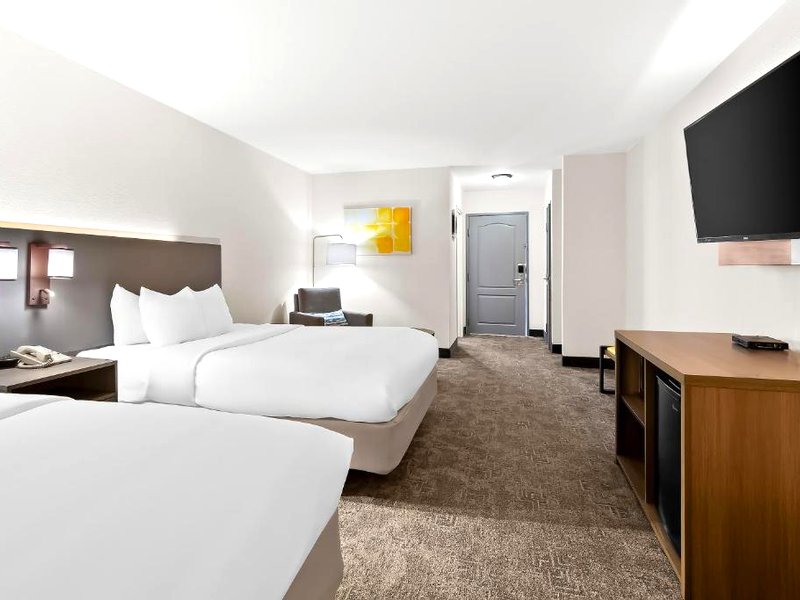 コンフォート イン&スイーツ (Comfort Inn & Suites)の写真