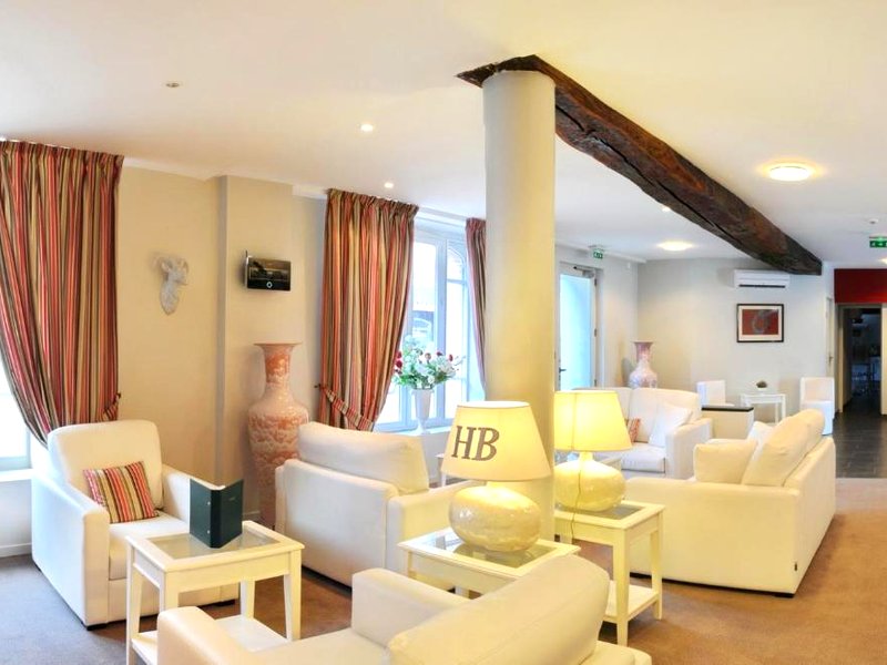 ホテル ブルジェヴァン (Hotel Burgevin)の写真