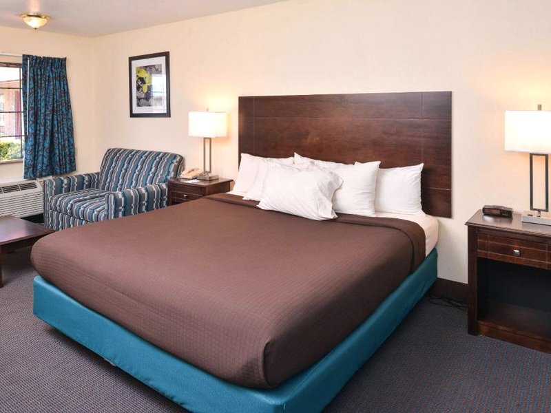 アメリカズ ベスト バリュー イン ベーツビル (Americas Best Value Inn Batesville)の写真