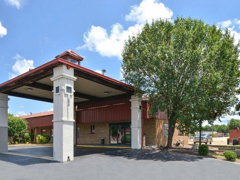 アメリカズ ベスト バリュー イン ベーツビル (Americas Best Value Inn Batesville)の写真