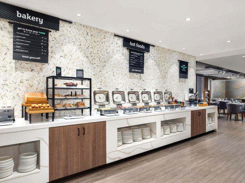 ホリデイ イン トロント ダウンタウン センター バイ IHG (Holiday Inn Toronto Downtown Centre By IHG)の写真