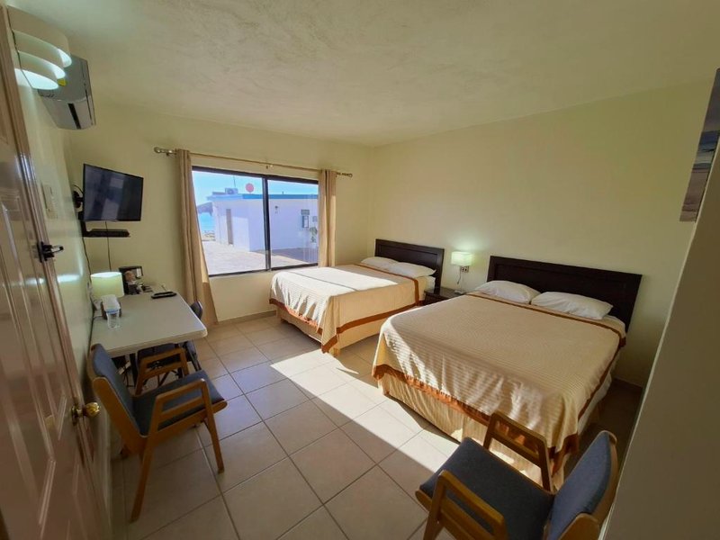 #53 Bungalow Seaside Hotel & Victors RV Parkの写真