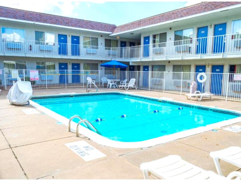 Motel 6 Ardmore, OKの写真