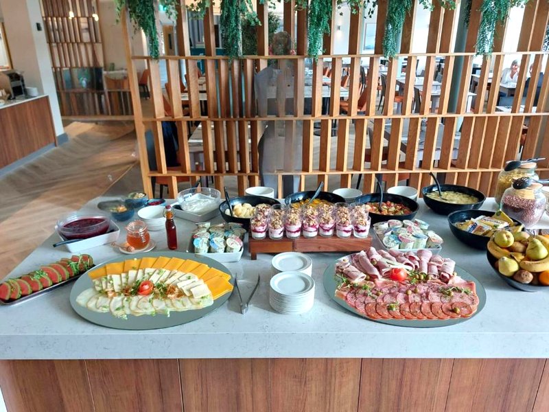 ウォーターフォード マリーナホテル (Waterford Marina Hotel)の写真