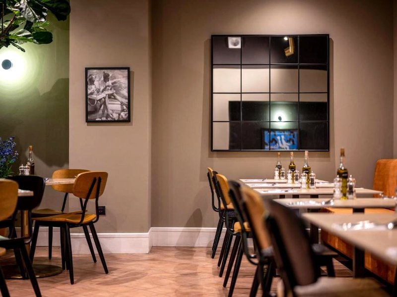 ザ カンバーランド ホテル (The Cumberland Hotel)の写真