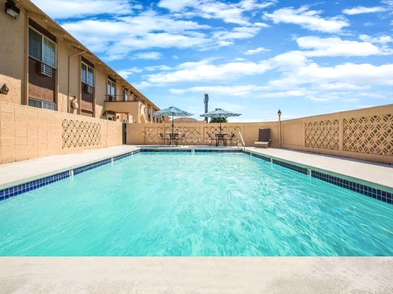 デイズ イン バイ ウィンダム ヤキマ (Days Inn by Wyndham Yakima)の写真