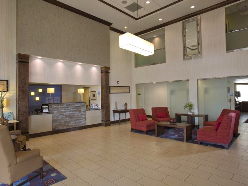 Holiday Inn Express New Albany By IHGの写真