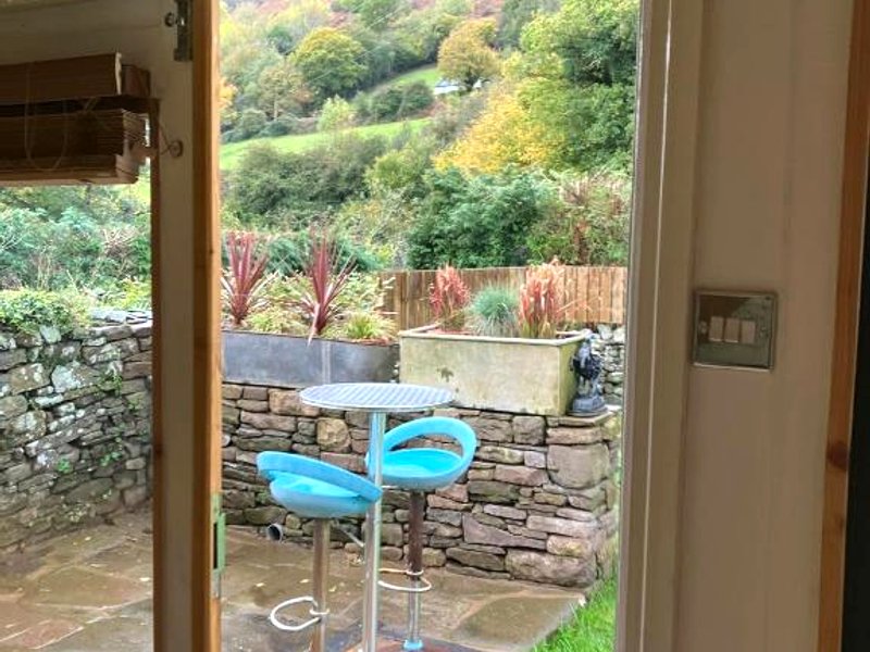 Transformed Railway Wagon- Sleeps2-Garden-Firepitの写真