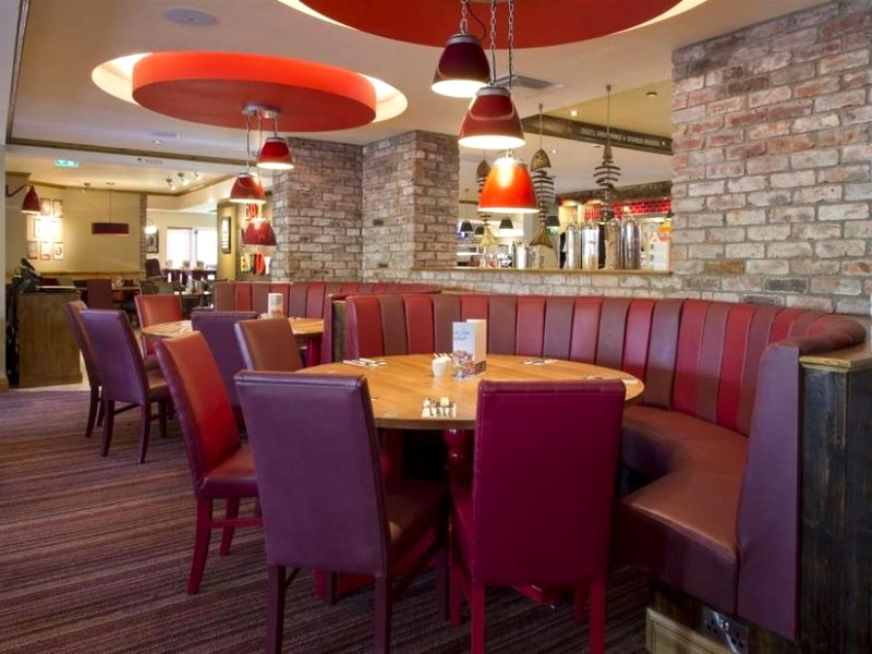 Premier Inn Abergavennyの写真