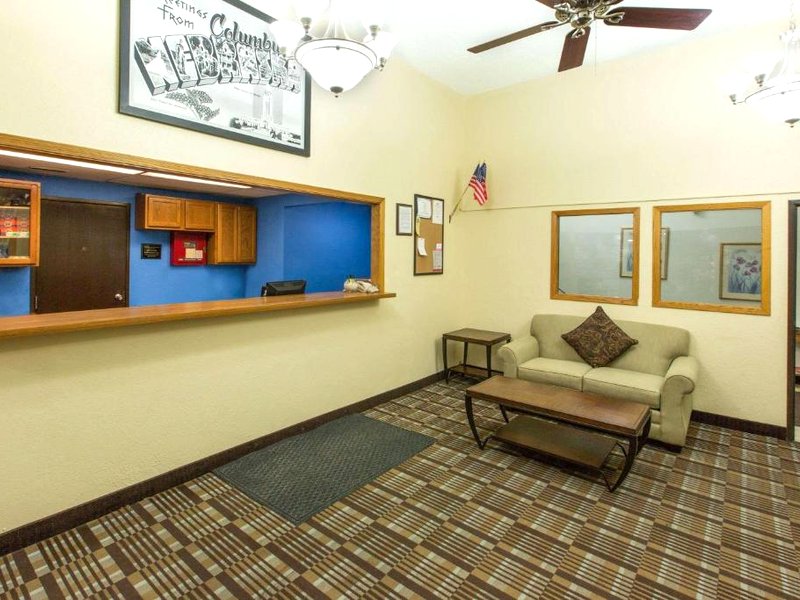 スーパー 8 バイ ウインダム コロンバス (Super 8 By Wyndham Columbus)の写真