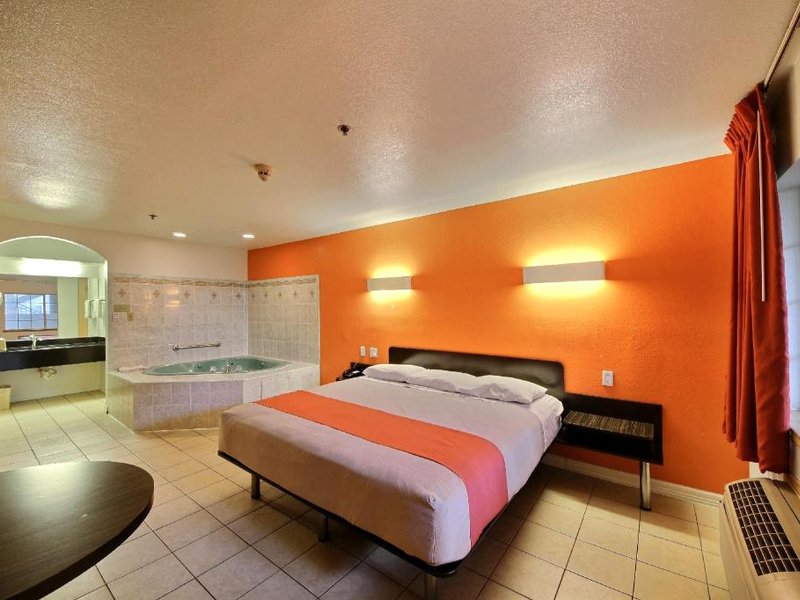 Motel 6 Edinburg, TXの写真