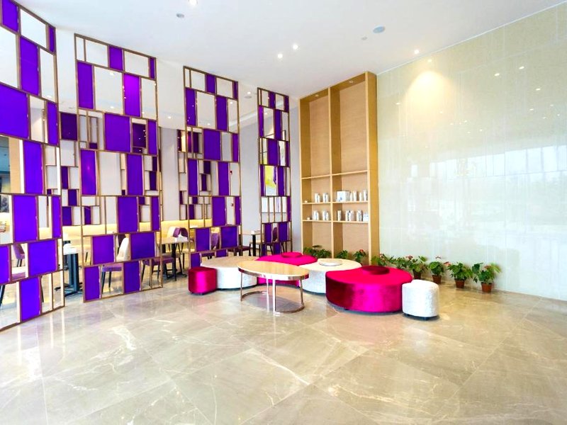 Lavande Hotel Qianjiang Lobster Marketの写真