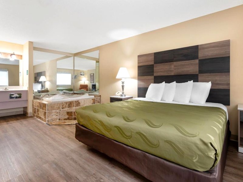 クオリティ イン (Quality Inn)の写真