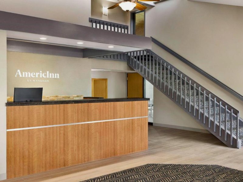 AmericInn by Wyndham Bemidjiの写真