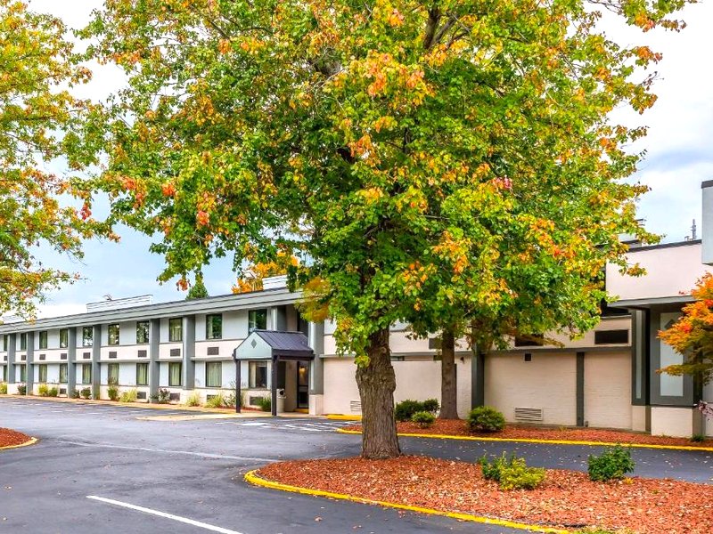 Clarion Inn Belle Vernonの写真