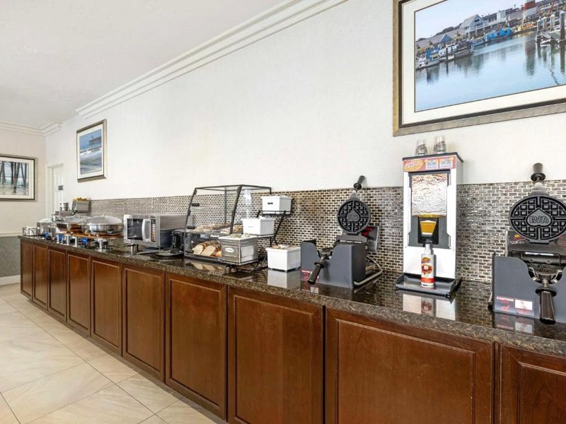 ベストウェスタン オーシャンサイド イン (Best Western Oceanside Inn)の写真