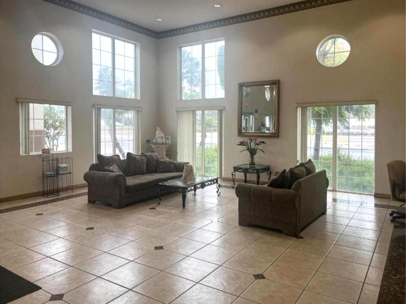 モーテル 6 オーシャンサイド マリーナ キャンプ ペンドルトン (Motel 6 Oceanside, CA – Marina / Camp Pendleton)の写真