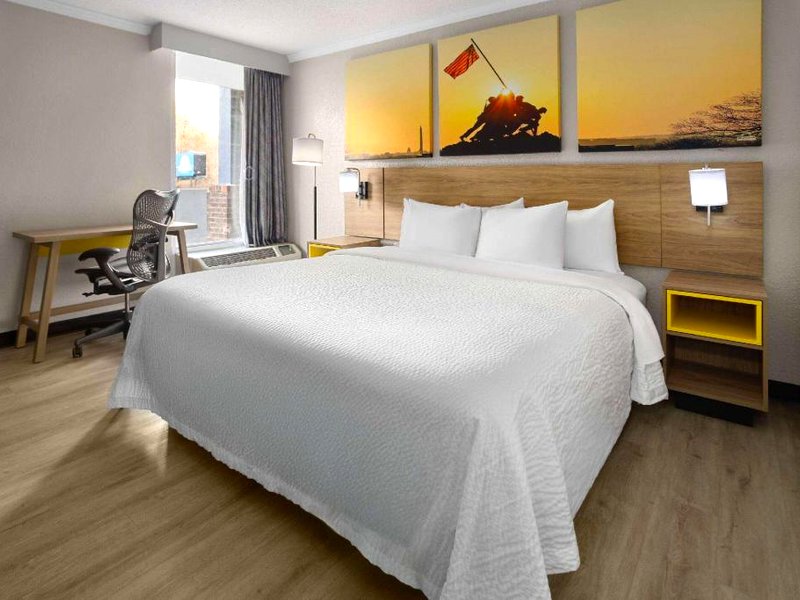 Days Inn by Wyndham Hinesville Near Fort Stewartの写真