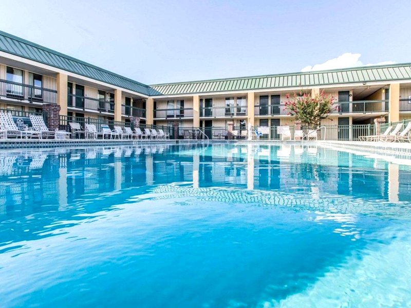 Days Inn by Wyndham Hinesville Near Fort Stewartの写真