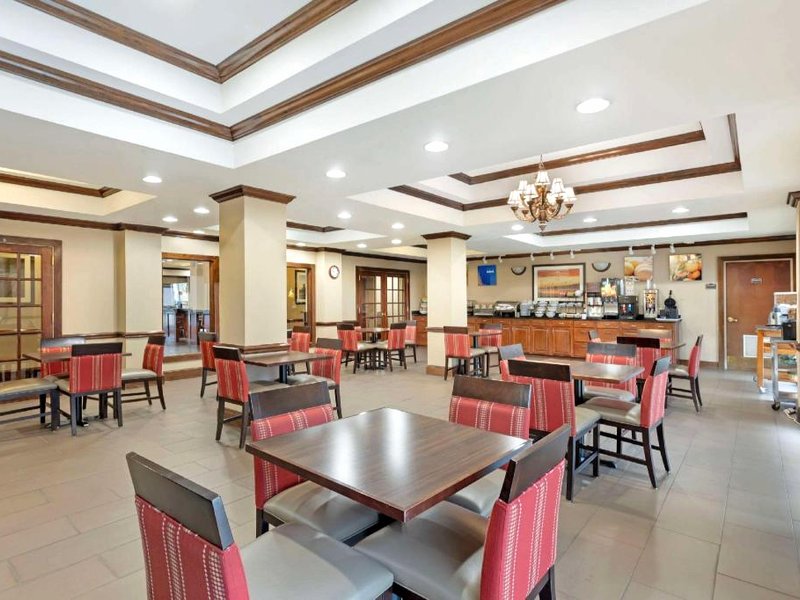 コンフォート イン&スイーツ (Comfort Inn & Suites)の写真