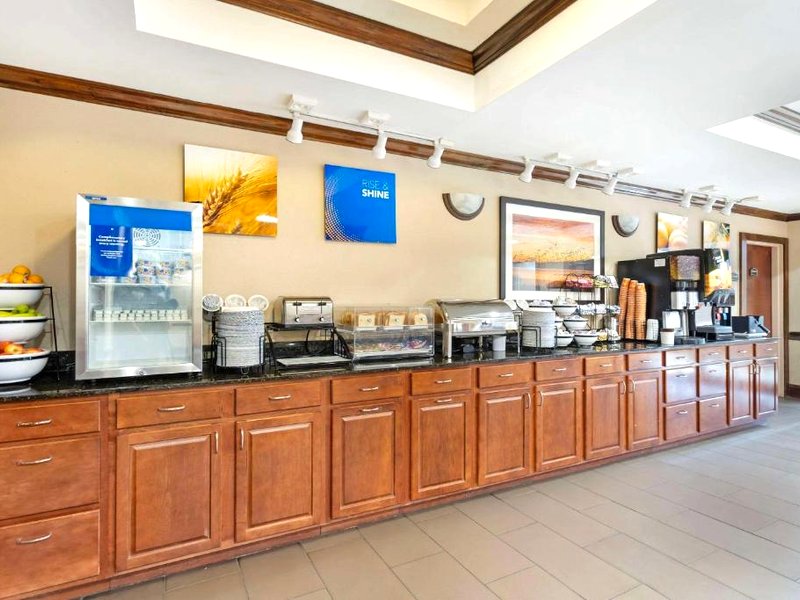 コンフォート イン&スイーツ (Comfort Inn & Suites)の写真