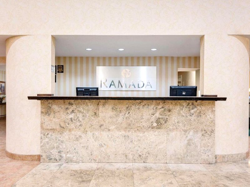 ラマダ バイ ウィンダム クリーブランド エアポート ウェスト (Ramada by Wyndham Cleveland Airport West)の写真