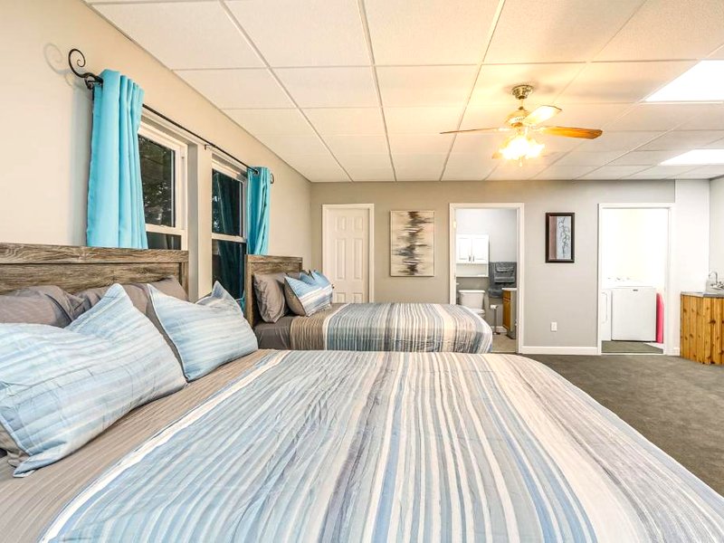 Shared Outdoor Space Quaint Studio in Fredoniaの写真