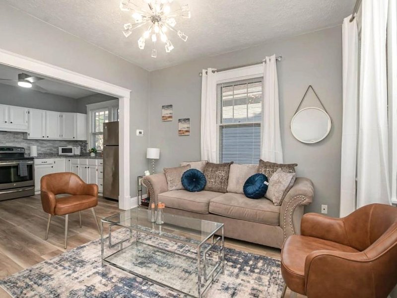 Dayton Street Sports Haven - 3 Bed 2 Bath Sleeps 8の写真