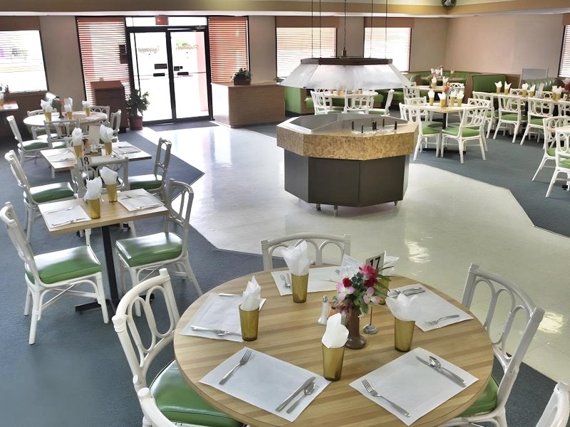 キャスタウェイズ リゾート アンド スイーツ グランド バハマ アイランド (Castaways Resort and Suites Grand Bahama Island)の写真