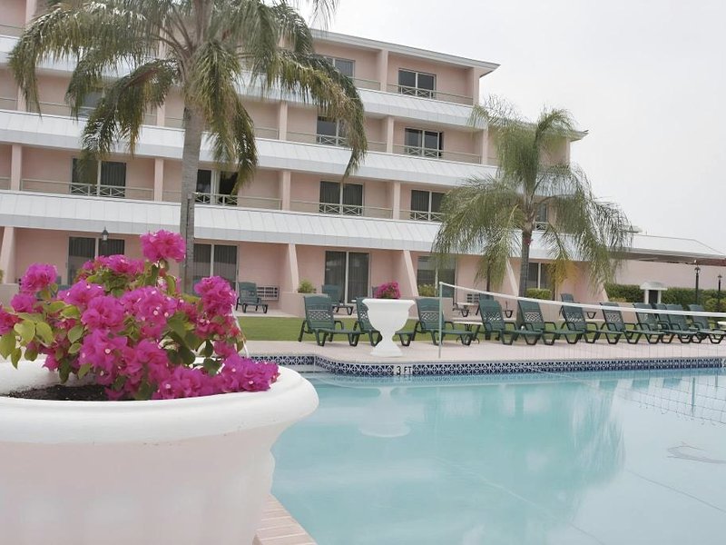キャスタウェイズ リゾート アンド スイーツ グランド バハマ アイランド (Castaways Resort and Suites Grand Bahama Island)の写真