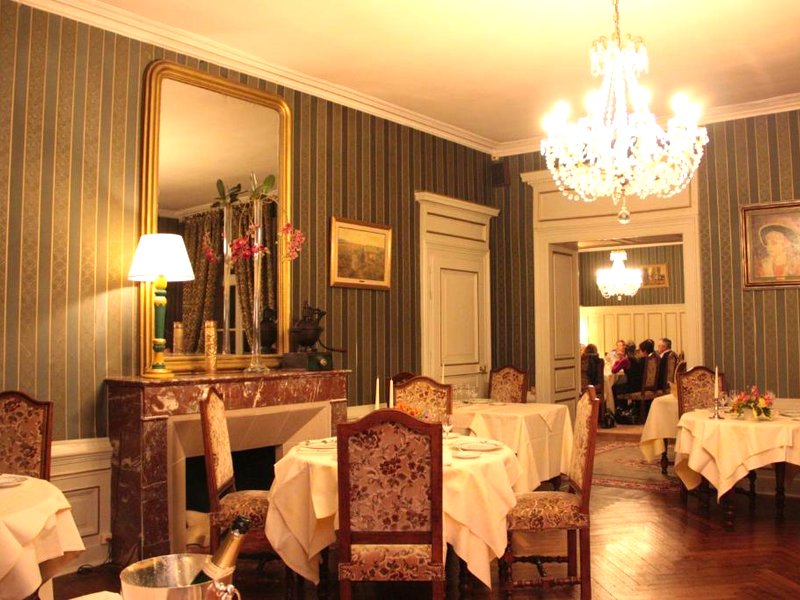 Chateau des Monthairons Hotel Restaurant GastroMaison Spa privatifの写真