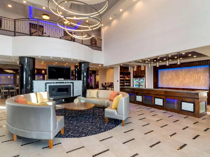 Best Western Premier Liberty Inn & Suites の写真