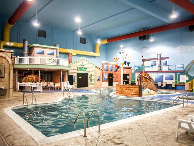 スリープ イン&スイーツ インドア ウォーターパーク (Sleep Inn & Suites Indoor Waterpark)の写真