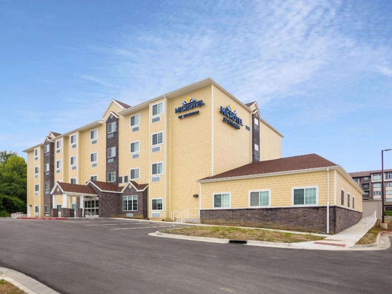 Microtel Inn & Suites by Wyndham Liberty/NE Kansas City Areaの写真