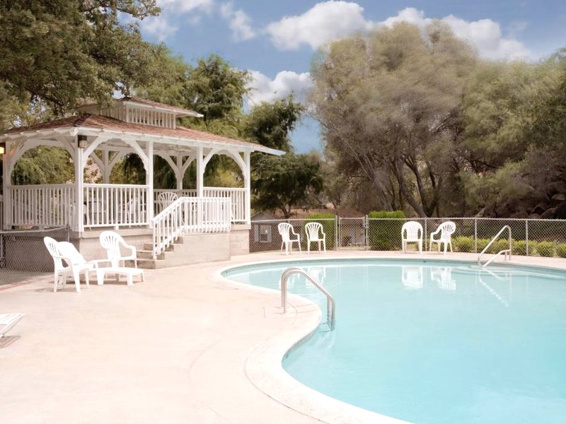 Lazy J Ranch Motelの写真