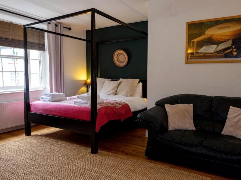 The Red Lionの写真